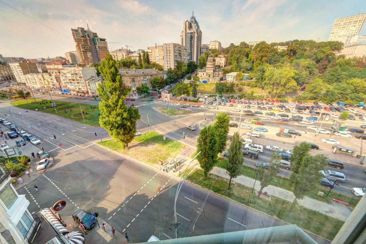Apartments Near The Shopping Center Gulliver Kiev Esterno foto