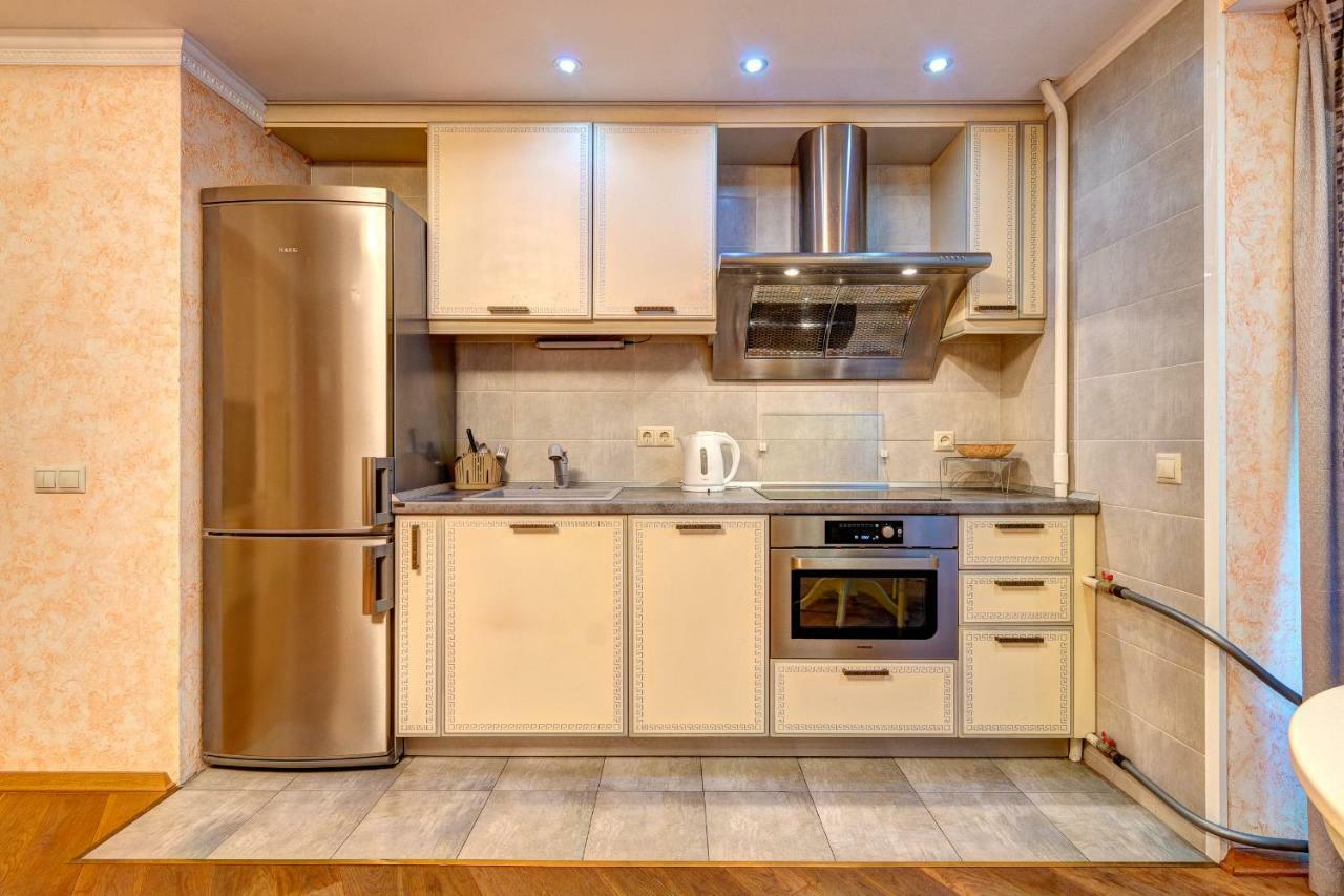 Apartments Near The Shopping Center Gulliver Kiev Esterno foto