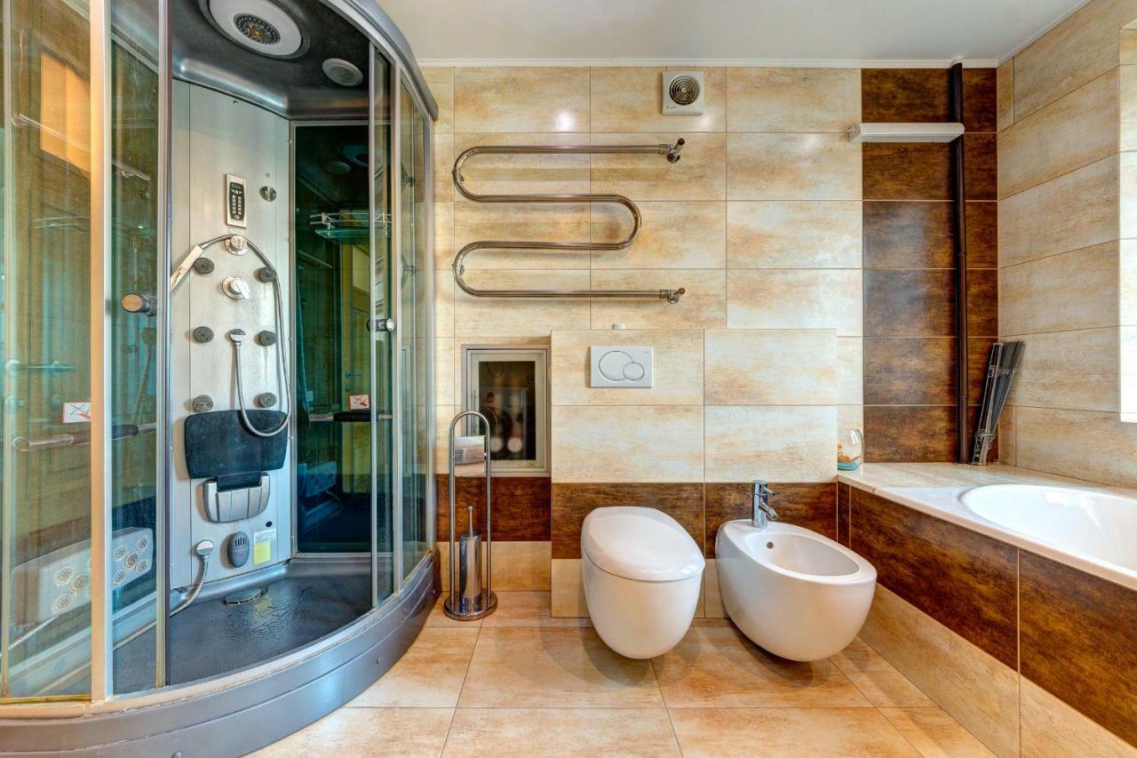 Apartments Near The Shopping Center Gulliver Kiev Esterno foto